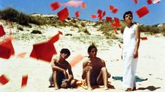 FORUM: VERGESST DIE MANIFESTE, SCHAUT AUF DIE GESCHICHTE! 
ODER: BEKOMMEN WIR AM ENDE NUR DIE DEUTSCHEN FILME, DIE WIR VERDIENEN?
  ·  FORGET THE MANIFESTOS, LOOK AT THE STORY!
OR: DO WE ONLY GET THE GERMAN FILMS WE DESERVE?